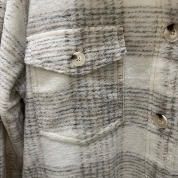 NEW Black Tape_ Tan white Plaid Brushed Wool Shacket Sz XL - Picture 6 of 11